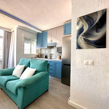 Encantador Moderno Reformado Apartment