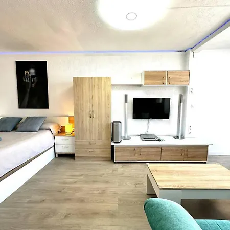 Encantador Moderno Reformado Apartment